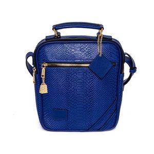 TOTE N CARRY MESSENGER BAG